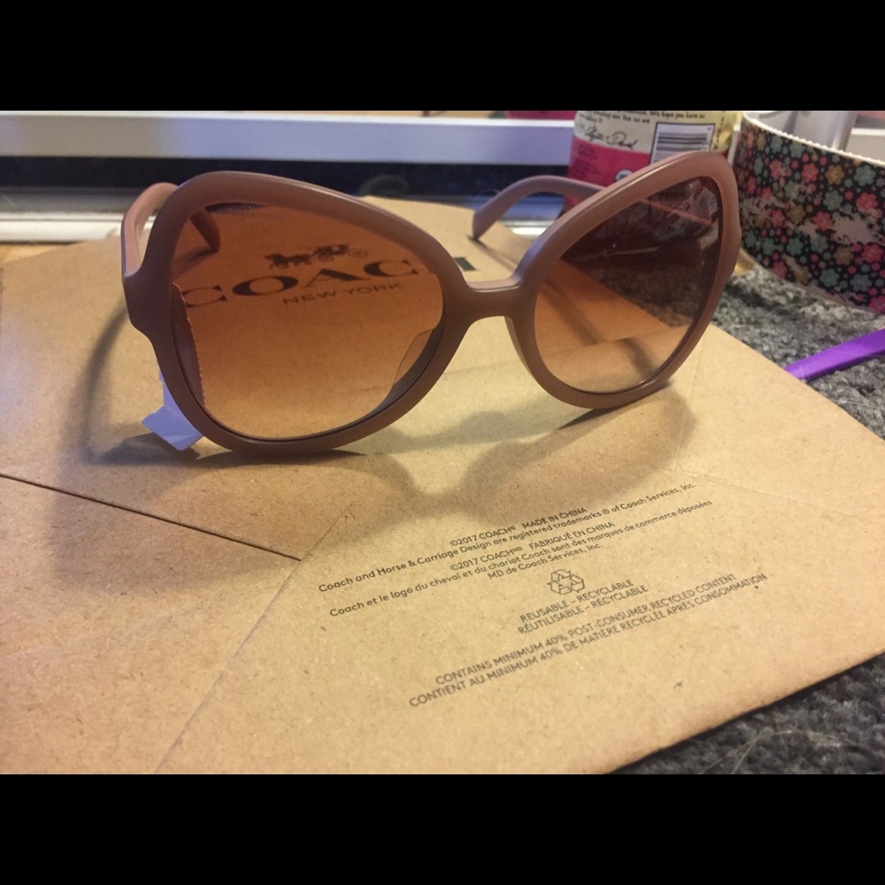 Prada Sunglasses NWT - Picture 3 of 8